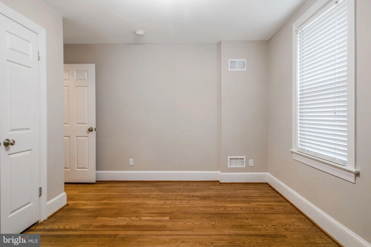746 13th St SE, Washington, DC 20003 photo 38