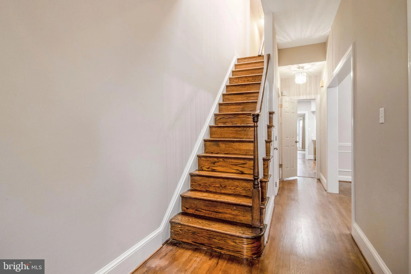 746 13th St SE, Washington, DC 20003 photo 8