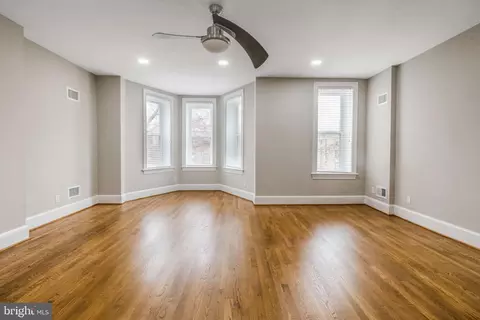 746 13th St SE, Washington, DC 20003 photo 19