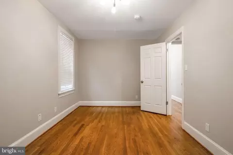 746 13th St SE, Washington, DC 20003 photo 34