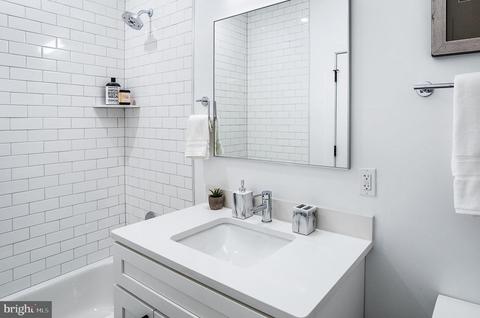 1016 17th Pl NE #107, Washington, DC 20002 photo 7