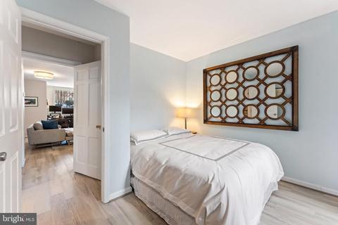 331 6th St SE, Washington, DC 20003 photo 35