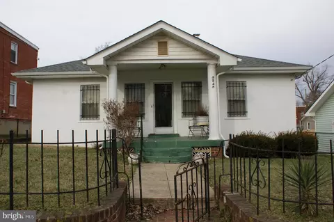 4248 Brooks St NE, Washington, DC 20019