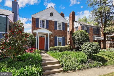 5346 42nd Pl NW, Washington, DC 20015