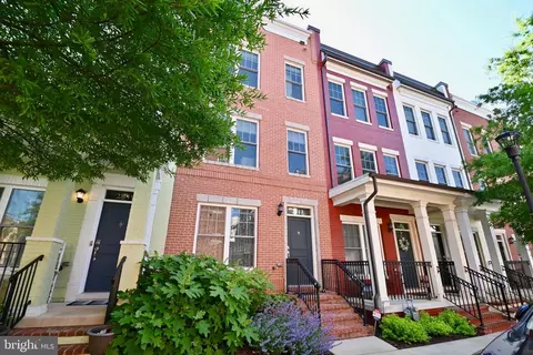 2847 Chancellors Way NE, Washington, DC 20017
