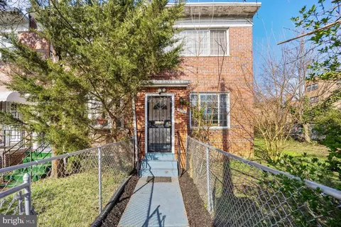 7566 8th St NW, Washington, DC 20012