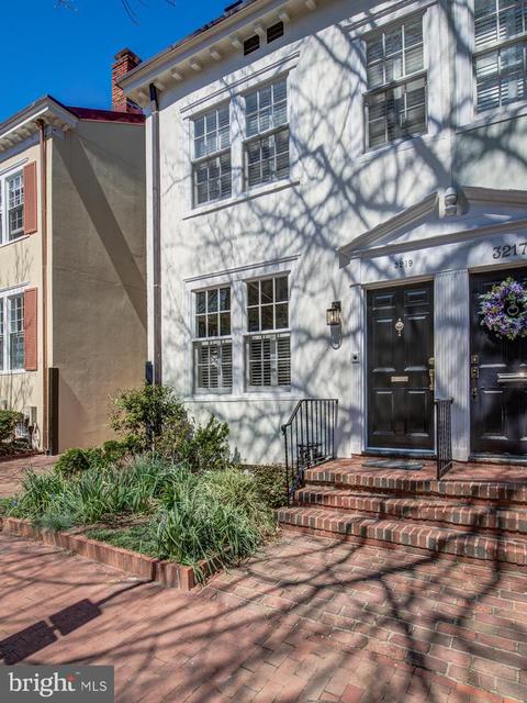 3219 Volta Pl NW, Washington, DC 20007