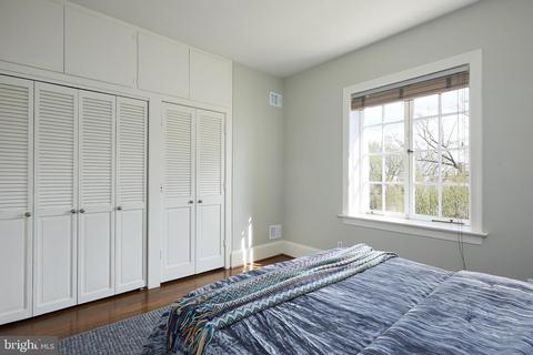 310 E Capitol St NE #E, Washington, DC 20003 photo 11