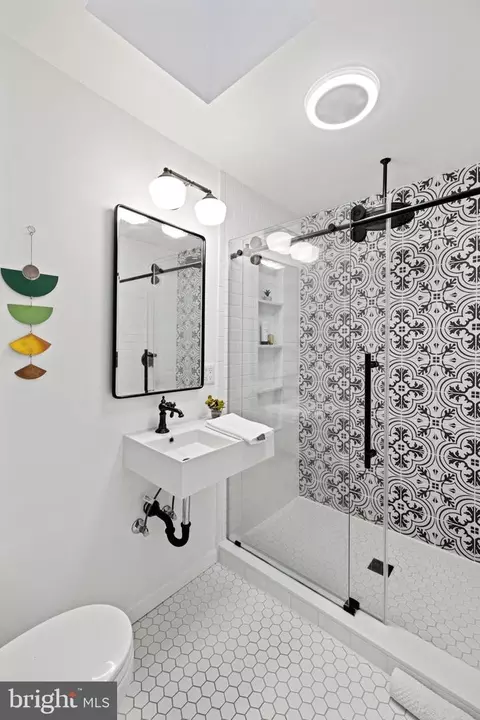 643 20th St NE, Washington, DC 20002 photo 19