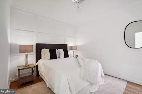 1689 35th St NW, Washington, DC 20007 photo 11