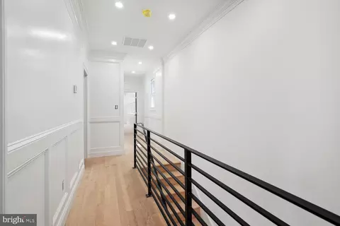 1689 35th St NW, Washington, DC 20007 photo 15