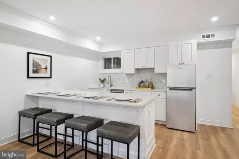 1689 35th St NW, Washington, DC 20007 photo 13
