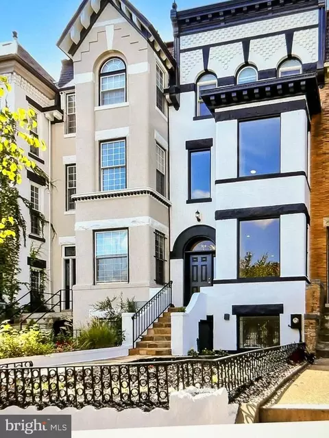 3010 13th St NW, Washington, DC 20009