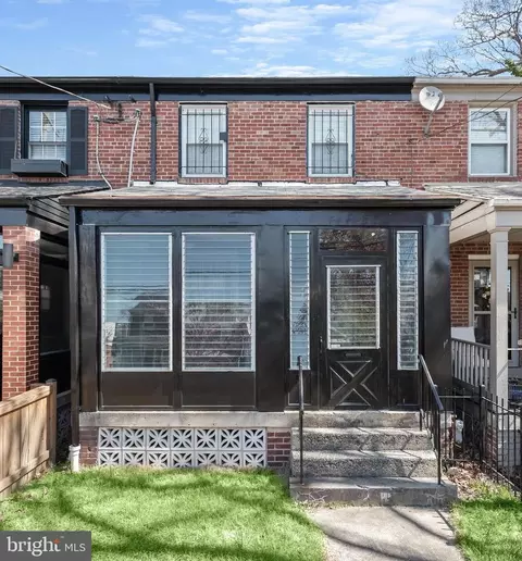 454 Newcomb St SE, Washington, DC 20032