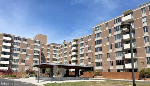 2939 Van Ness St NW #317, Washington, DC 20008