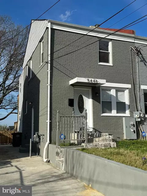 5446 C St SE, Washington, DC 20019