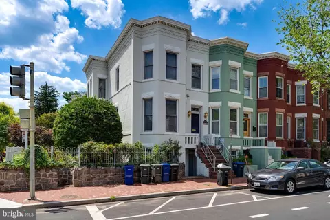 549 11th St SE, Washington, DC 20003