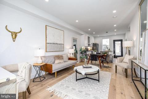 1018 Bryant St NE #1, Washington, DC 20018