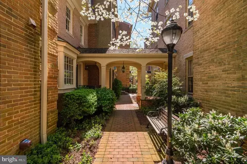 4346 Westover Pl NW, Washington, DC 20016