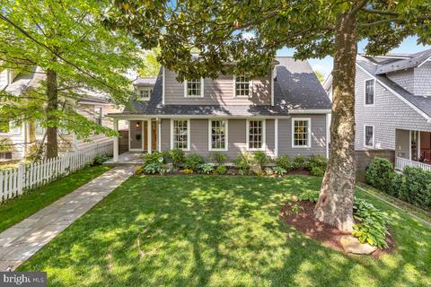 3523 Porter St NW, Washington, DC 20016