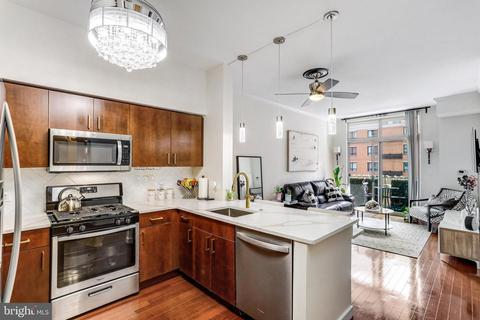 1000 New Jersey Ave SE #1027, Washington, DC 20003
