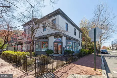 344 8th St NE, Washington, DC 20002 photo 3