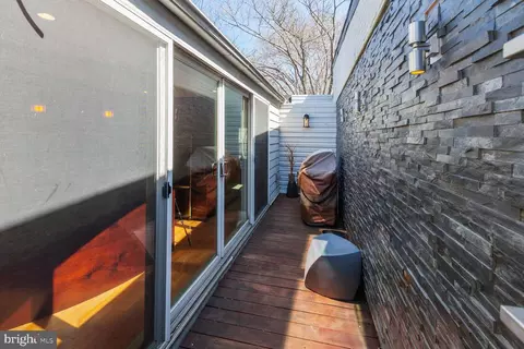 344 8th St NE, Washington, DC 20002 photo 28