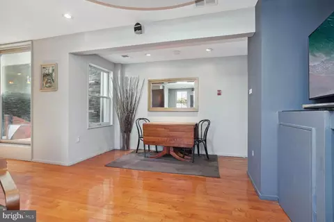 344 8th St NE, Washington, DC 20002 photo 8