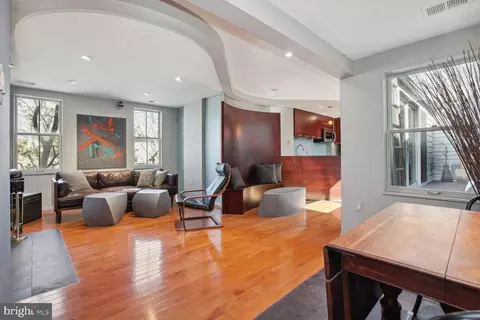 344 8th St NE, Washington, DC 20002 photo 6