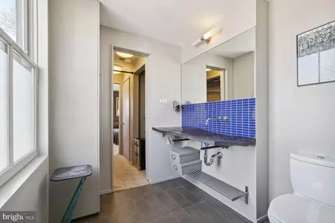 344 8th St NE, Washington, DC 20002 photo 21