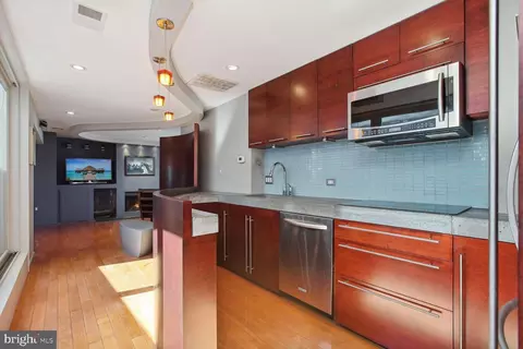 344 8th St NE, Washington, DC 20002 photo 12