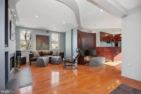 344 8th St NE, Washington, DC 20002 photo 7