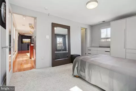 344 8th St NE, Washington, DC 20002 photo 17