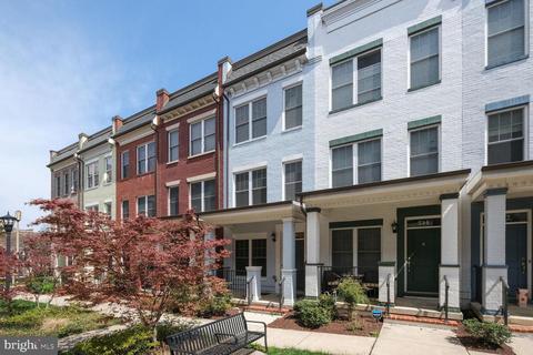 536 Regent Pl NE, Washington, DC 20017