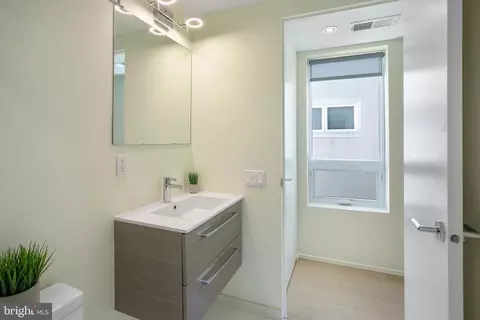 2422 17th St NW #303, Washington, DC 20009 photo 11
