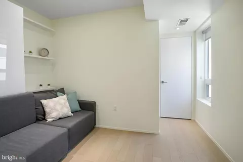 2422 17th St NW #303, Washington, DC 20009 photo 9