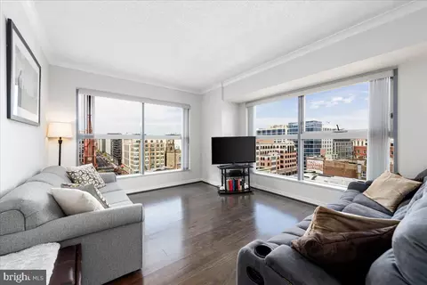 777 7th St NW #1036, Washington, DC 20001
