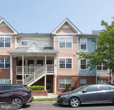 4950 Call Pl SE #B3, Washington, DC 20019