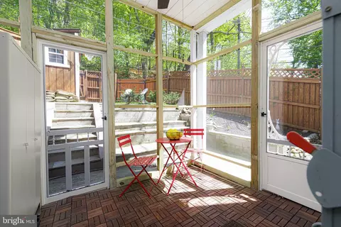 2001 37th St NW, Washington, DC 20007 photo 20