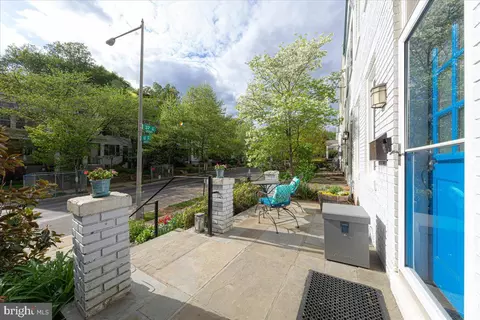 2001 37th St NW, Washington, DC 20007 photo 23