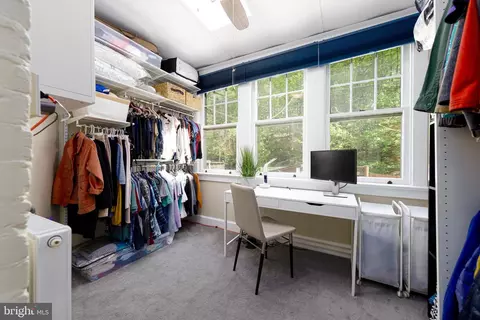 2001 37th St NW, Washington, DC 20007 photo 13