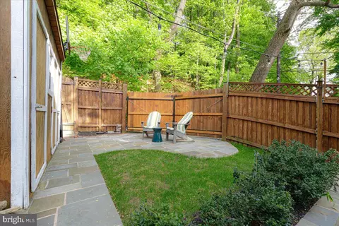 2001 37th St NW, Washington, DC 20007 photo 27
