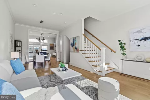 403 Guethlers SE, Washington, DC 20003 photo 9