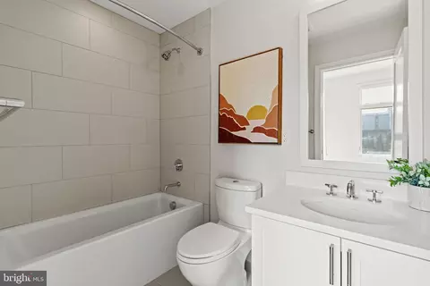 403 Guethlers SE, Washington, DC 20003 photo 33
