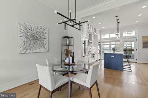 403 Guethlers SE, Washington, DC 20003 photo 12
