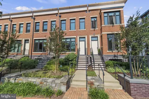 403 Guethlers SE, Washington, DC 20003 photo 42