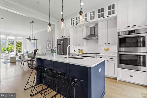 403 Guethlers SE, Washington, DC 20003