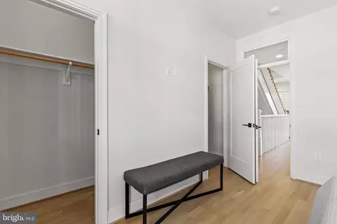 403 Guethlers SE, Washington, DC 20003 photo 24