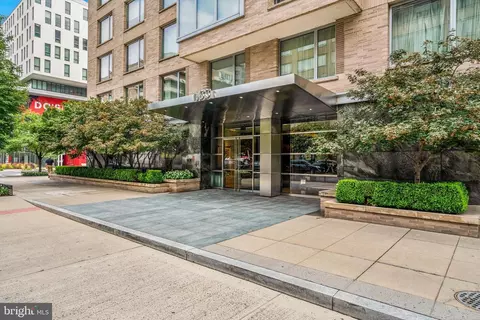 1155 23rd St NW #6B, Washington, DC 20037