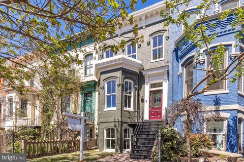 306 D St NE, Washington, DC 20002